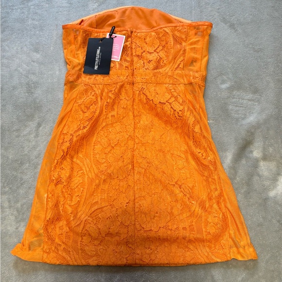 NWT Prettylittlething Orange Lace Dress - Picture 3 of 4
